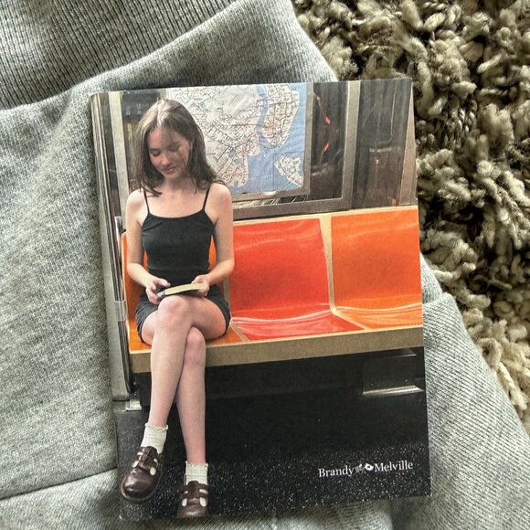 Brandy Melville - Nadia Skirt (size xs.s) - Picture 4 of 4